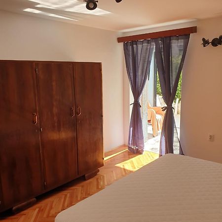 Pem 2 Apartment Пула Екстериор снимка